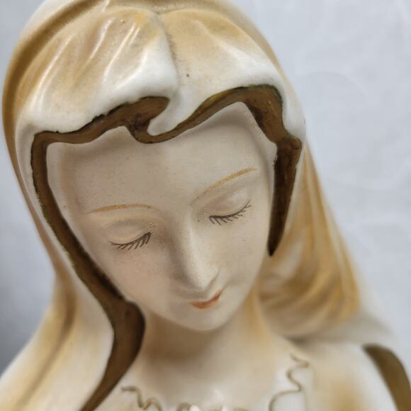 Vintage Praying Lady Head Planter, 7.5" Brown & White Ceramic Mother Virgin Vase - Picture 11 of 16